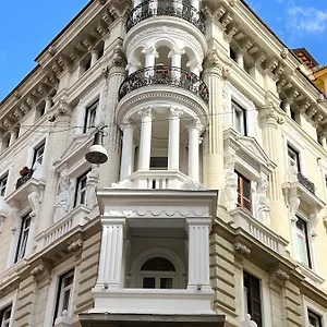 *** Hotel Le Petit Włochy