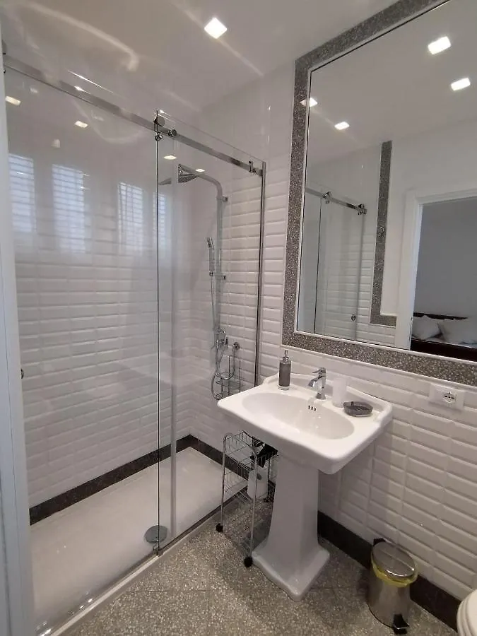 B&B Vivere Palermo Konukevi